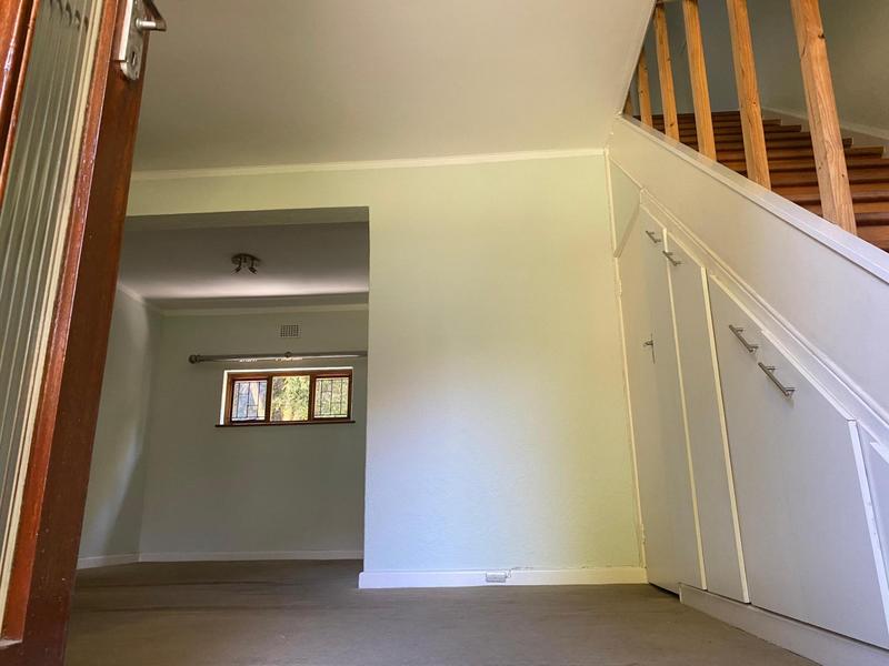 To Let 2 Bedroom Property for Rent in Kenilworth Western Cape